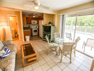 Fort Myers Vacation Compound Seven Bedroom  with Pool